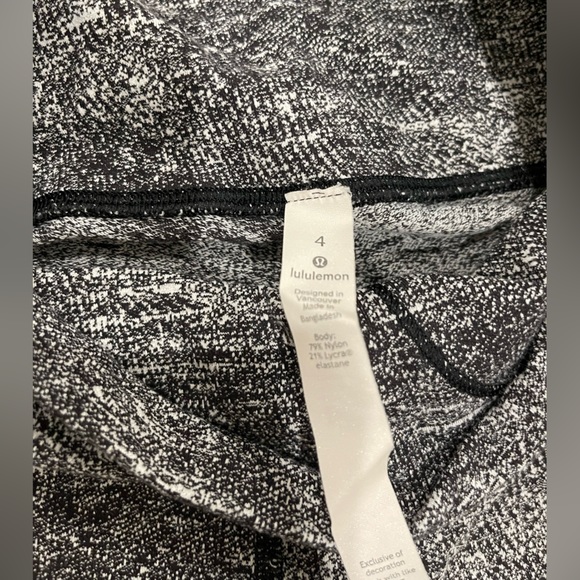 LULULEMON WUNDER UNDER CROPPED LEGGINGS - Picture 7 of 7